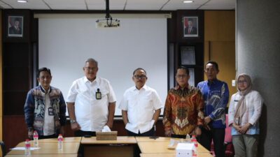 Gubernur Suhardi Duka Lobi Batik Air Bahas Rute Mamuju-Jakarta