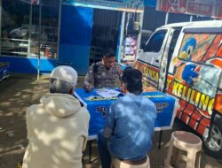 UPTD Pajak Majene Rutin Layani Warga di Pasar Pellattoang