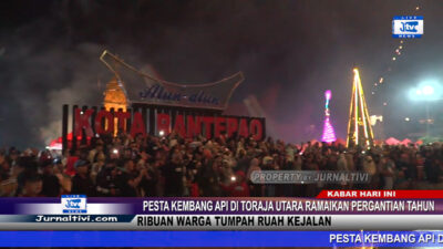 Berita Video : Pesta Kembang Api di Toraja Utara Ramaikan Pergantian Tahun, Ribuan Warga Tumpah Ruah Kejalan