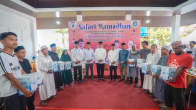 Pemprov Sulbar Bagikan 700 Paket Ramadan untuk Masyarakat Pasangkayu