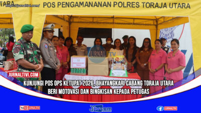 Kunjungi Pos Ops Ketupat 2026, Bhayangkari Cabang Toraja Utara Beri Motovasi dan Bingkisan Kepada Petugas