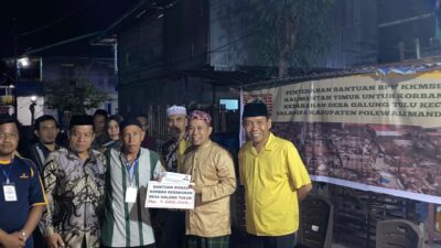 KKMSB Kaltim Salurkan Bantuan kepada Penyintas Kebakaran di Kampung Tulu Polman