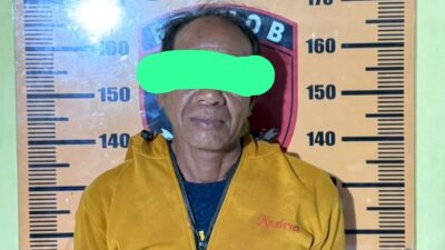 Waspada Ajari Naik Motor Dua Gadis Belia Digerayangi Oleh Ayah Tiri di Atas Motor