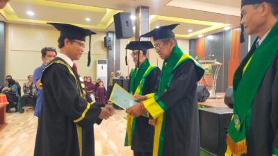 Salah Satu Dari Empat Guru Besar Universitas Megarezky, Prof Dr drs. Muhammad Tahir Malik Msi : Tantangan Politik Indonesia Di Era Digital 