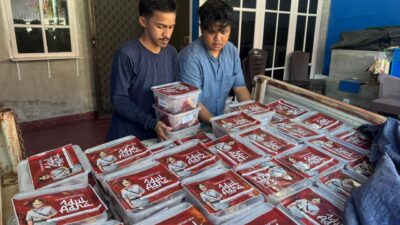 Irjen Pol Andi Rian R Djajadi Berkurban Dua Sapi Limosin 1,7 Ton di Sulsel, Daging Dibagikan ke Ratusan Warga Makassar dan Bone