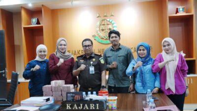 Akhirnya, Mira Hayati Bayar Pidana Denda 1 M dalam Kasus Kosmetik Mengandung Bahan Berbahaya atau Ilegal di Kejari Makassar