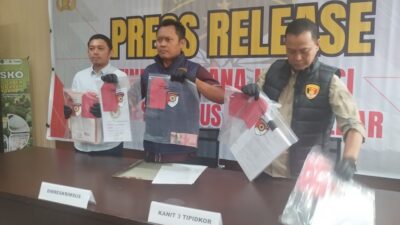 Jelang Tahap Dua Barang Bukti Kasus Dugaan Korupsi Eks Ketua DPRD Mamuju Ditampilkan Penyidik