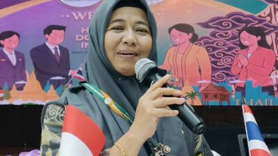 Dua Guru Besar PGSD FIP UNM Sebagai Narasumber Seminar Internasional di Kasetsart University Thailand