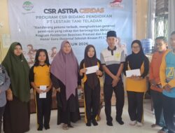 PT LTT Dorong Semangat Belajar Pelajar Desa Minti Makmur, Salurkan Beasiswa Bagi Pelajar Berprestasi