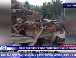 Berita Video : Rumah Terduga Pelaku Pembunuhan Pedagang Bawang Di Enrekang Hancur Diamuk Massa, Bupati Turun Tangan Menenangkan Warga