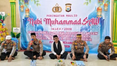Suasana Khidmat Warnai Peringatan Maulid Nabi di Polres Enrekang, Personel Diajak Teladani Akhlak Rasulullah