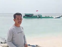 Kapal Dinas Kecamatan Pulau Balakbalakang Saat Menjemput Bantuan Beras Kementrian Karam