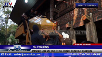 Berita Video : Tiba di Toraja Utara, Jenazah Aris Sanda Yang Tewas Ditembak KKB Masih Disemayamkan Dirumah Duka