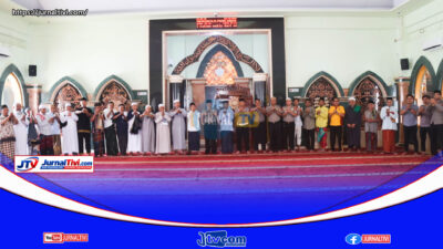 Kunjungi Masjid Nurul Taqwa Bolu, Kapolres Toraja Utara Pererat Silaturahmi Melalui Jumat Keliling