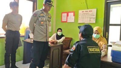 Peringati HUT Humas Polri ke-75, Si Humas Polres Enrekang Gelar Donor Darah di UTD RSUD Massenrempulu