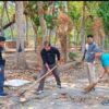Dukung Adipura 2026, Sekretariat DPRD Enrekang Kerja Bakti di Taman Kota Bamba