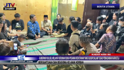 Berita Video : Gubernur Sulsel Melayat Kerumah Duka Pegawai Kehutanan Yang Gugur Dalam Tugas Pemadaman Karhutla, Berisantunan dan Beasiswa Ke Anak Korban